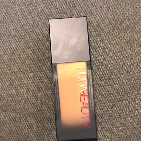 HUDA BEAUTY Other - Huda beauty #fauxfilter foundation HUDA BEAUTY Other - Huda beauty #fauxfilter foundation